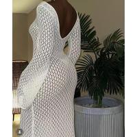 Vestido largo de punto de ganchillo calado para cubrir el bikini en vacaciones en la playa - details 24