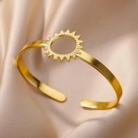 Brazalete Ancho de Acero Inoxidable Diseño de Flor Dorada Vintage para Mujer - details 9