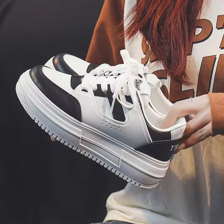 Zapatos Pequeños blancos nuevos para mujer, zapatillas de plataforma con altura, zapatos casuales para papá - 1
