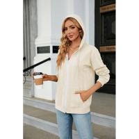 Sudadera con capucha y cremallera cerrada para mujer - details 5