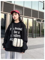 Bolso de remache personalizado para hombres de moda, popular bolso cuadrado pequeño blanco fresco, bolso de mensajero de hombro para mujeres de moda. - details 14