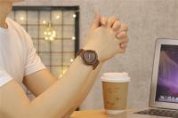 (Italia 2025 Novedades) reloj de madera de alta calidad para hombre - Diseño Único en Nogal Macizo, Movimiento MIYOTA Japonés, Pulsera de Madera Natural con Cierre Acero, Esfera Mineral 34mm, Ideal para Regalos de Lujo y Estilo Minimalista - details 8