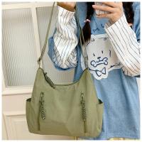 Bolso bandolera ligero con múltiples bolsillos para mujer - details 17