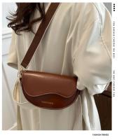 Bolso Crucero de Hombro de Moda de Cuero PU Color Sólido Retro Estilo Pony con Correa Ancha - details 0