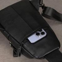 Bolso de pecho de cuero de vaca suave para hombres, paquete de pecho de cuero genuino, bandolera pequeña, bolso antirrobo, café - details 47