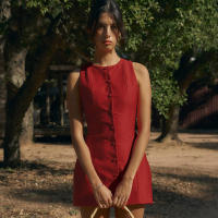 Vestido corto informal sin mangas para mujer, a la moda con botones minivestido, color rojo y negro, ropa elegante para verano, 2024 - details 2