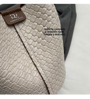 Bolso de mano de mujer nuevo de primavera y otoño de nicho de moda 2025, bolso de hombro versátil de moda, bolso de cubo tejido. - details 3