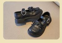 Zapatos de cuero para niña, mocasines informales de estilo británico para estudiantes, zapatos de princesa con encaje hueco, 2024 - details 10