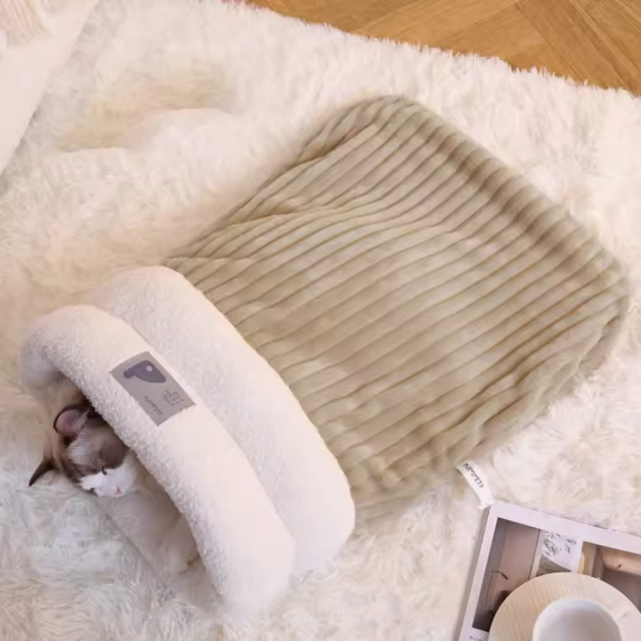 Perrera nido para gatos, saco de dormir grueso para gatos, forro polar de cordero semicerrado, nido cálido para gatos, edredón suave y cómodo con bolsillo para mascotas, cama de otoño - 1