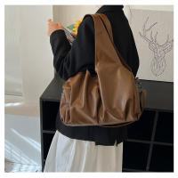 Bolso de gran capacidad de las mujeres de la primavera nueva moda simple retro bolso de mano nicho bolso de hombro - details 12