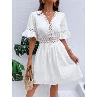 Vestido de verano para mujer, nuevo estilo, con costuras, escote en V y cintura de color liso. - details 15