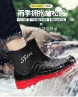 Botas de lluvia para hombre, botas desnudas a la moda, zapatos antideslizantes para trabajo de Chef, zapatos de pesca de goma impermeables y duraderos, zapatillas de deporte para hombre 2023 - details 22