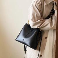 Bolso de hombro pequeño de cuero Pu para mujer, bandolera de cubo, informal, de alta calidad, a la moda - details 21