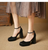Zapatos de tacón grueso con una tira de moda de nuevo estilo - details 10