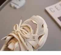 Sandalias deportivas para niño y niña, zapatos de tenis transpirables de malla hueca, zapatillas para correr a la moda, resistentes al desgaste y a prueba de suciedad, novedad de verano 2024 - details 13