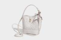Nuevo bolso chino de las mujeres de verano nuevo estilo nacional bordado bolsa de cubo nicho simple moda bolsa de mensajero - details 37