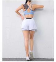 Pantalones cortos de yoga con bolsillos para deportes activos con cintura elástica y capa para correr de secado rápido para mujer - details 9