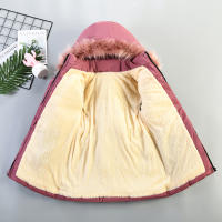 Chaqueta de puff con capucha de pelo para niñas estilo laminated bubble alfombrado con forro de poliéster cierre de cremallera para otoño e invierno ideal para niñas de 3 a 8 años - details 4