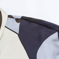 TRAFZA 2025 Camisa estampada de satén de seda a la moda de primavera para mujer, blusa con puños enrollados y botones ocultos, Tops elegantes informales para mujer - details 3