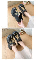 Zapatos con agujeros para niñas, bonitos, aumento de altura, con flores. - details 12
