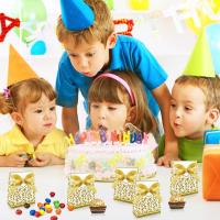 100 cajas de regalo para dulces de boda, cuadradas con patrón dorado y cuadradas con patrón plateado - details 3