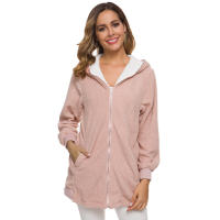 Suéter de lana con chaqueta de lana de cordero con capucha y cremallera para mujer - details 5