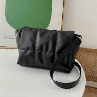 Bolso de hombro de gran capacidad para mujer, bandolera acolchada de diseño de lujo, a la moda, a cuadros, para axila - details 24