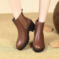 Women's ankle boots with protruding ears, elastic sole, and thick heel - details 1
