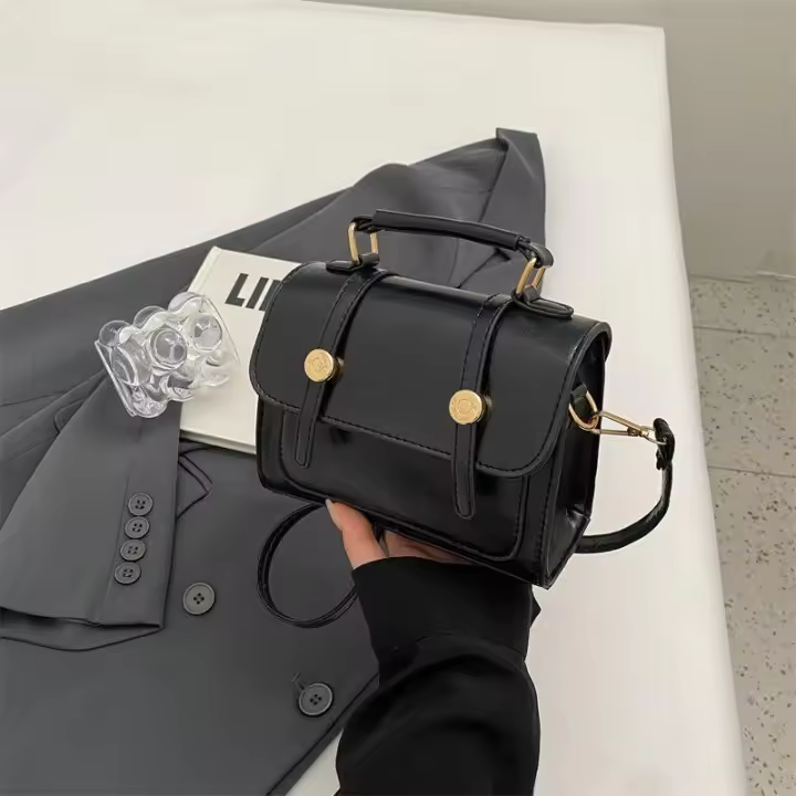 Bandolera Mujer 2024 |   Textura Premium de Otoño-Invierno, Estilo Retro Vintage con Correa Ajustable - Bolso Pequeño Unisex Más Vendido (Tamaño A4, Negro/Burdeos) - 1