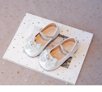 Zapatos de cuero para niñas pequeñas, calzado informal con encaje de mariposa, Princesa de cristal, dulce y Chic, planos y suaves para fiesta - details 3