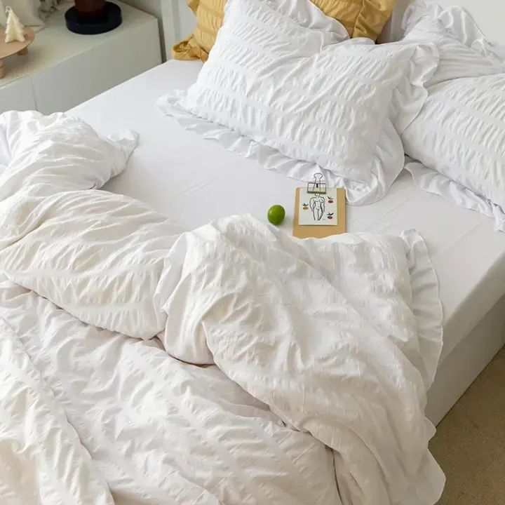 Tiendas Juego de funda nórdica de seersucker con volantes, color rosa, 3/4 piezas, suave, ligero, alternativo, juego de cama gris con falda de cama y fundas de almohada - 1