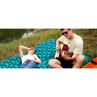 colchoneta camping azul eléctrico 10cm