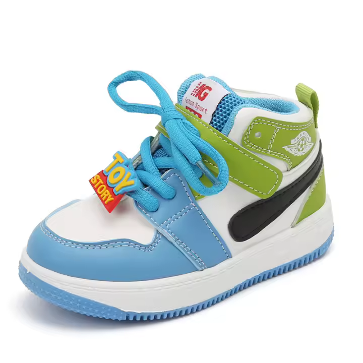 Zapatos deportivos para niños 2025 zapatos de tablero casuales para niños de primavera y otoño zapatos de baloncesto antideslizantes de parte superior alta para niñas zapatos de bebé de suela suave - 1