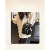 Mochila coreana para mujer Versión pequeña de bolsa de piel de cera de aceite - details 0