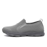Nuevos zapatos deportivos negros transpirables para hombre, planos, cómodos, antideslizantes, suaves y para personas mayores, tela de malla ligera para fitness - details 1