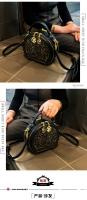 Bolso pequeño redondo de piedra de flor de lluvia de textura de lujo ligero de la marca Hong Kong para mujeres2025Nueva Bolsa Bandolera de Un Solo Hombro Texturizada Versátil y Moderna - details 11