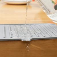 Almohadilla de silicona para grifo de cocina, almohadilla de recolección de agua para grifo, almohadilla para salpicaduras de fregadero grande, estera de protección para encimera, 2 uds. - details 5