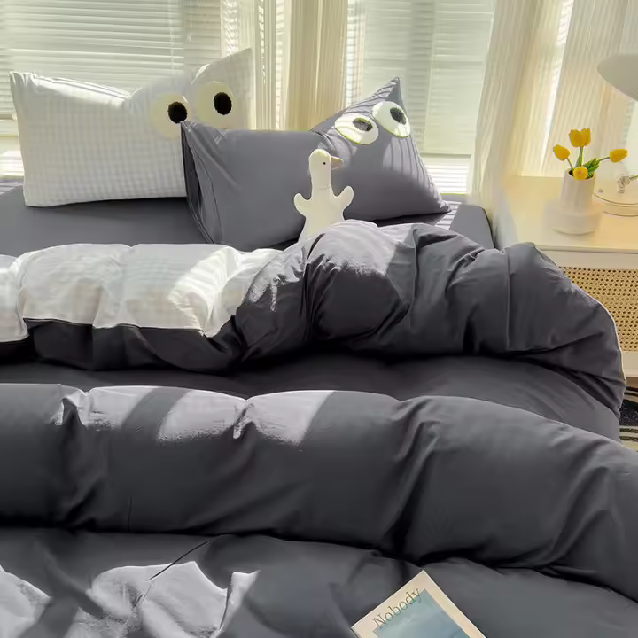 Toalla a cuadros de algodón lavado, juego de tres piezas para dormitorio de estudiantes bordado de cuatro piezas, juego de cama - 1
