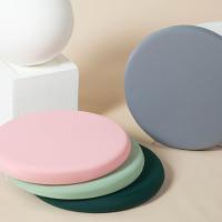 Cómodo cojín para asiento de hemorroides, cojín redondo antideslizante suave para taburete, cojín ergonómico Universal para silla de oficina - details 7