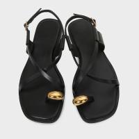 Primavera nuevos zapatos de mujer decoraciones de Metal tira de grano fino Sandalias planas de moda conjunto punta cuadrada zapatos de playa de cabeza - details 1