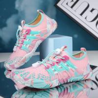 Zapatos acuáticos de verano para niños, zapatos acuáticos antideslizantes para hombres y mujeres, zapatillas deportivas de playa descalzas, novedades, talla 26-41, 2024 - details 3