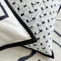Fundas de Almohada Suaves de Patrón Cuadrado 18x18 Pulgadas Ideal para Sofá, Cama, Silla de Estar - details 3
