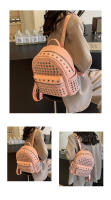 Mochila con remaches para chica, morral versátil y a la moda para viajes y ocio, 2024 - details 10