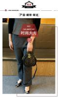 Bolso pequeño redondo de piedra de flor de lluvia de textura de lujo ligero de la marca Hong Kong para mujeres2025Nueva Bolsa Bandolera de Un Solo Hombro Texturizada Versátil y Moderna - details 5