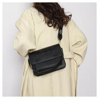Bolso sencillo con estilo de oso español para mujer, bolso de hombro tipo bandolera versátil a la moda de seda color melocotón - details 44