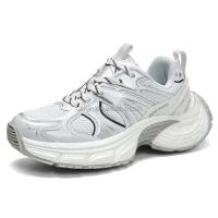 Nuevas mujeres lujosas, gruesas y de alta calidad con un aumento de altura de 6 centímetros. Zapatos deportivos de moda de marca con plataforma para niños. - details 0