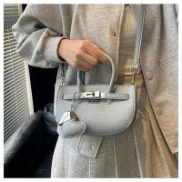 Bolsa de sillín portátil simple para mujer 2025 nueva bolsa de mensajero de hombro de tendencia de moda de estilo extranjero - details 35