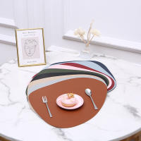 Manteles individuales y posavasos de piel, manteles individuales y posavasos lavables de PVC, resistentes al calor, antideslizantes, antimanchas, aptos para mesa de cocina, 39x33cm - details 1