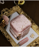 Bolsa de pañuelos sanitarios estilo japonés Mini lindo portátil exquisito bolso de maquillaje de terciopelo - details 11