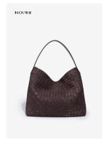 Bolso de mano tejido a mano de gran capacidad, mate, con textura moderna, versátil, para llevar al hombro, para ir al trabajo, tipo cubo, bandolera, para mujer - details 19